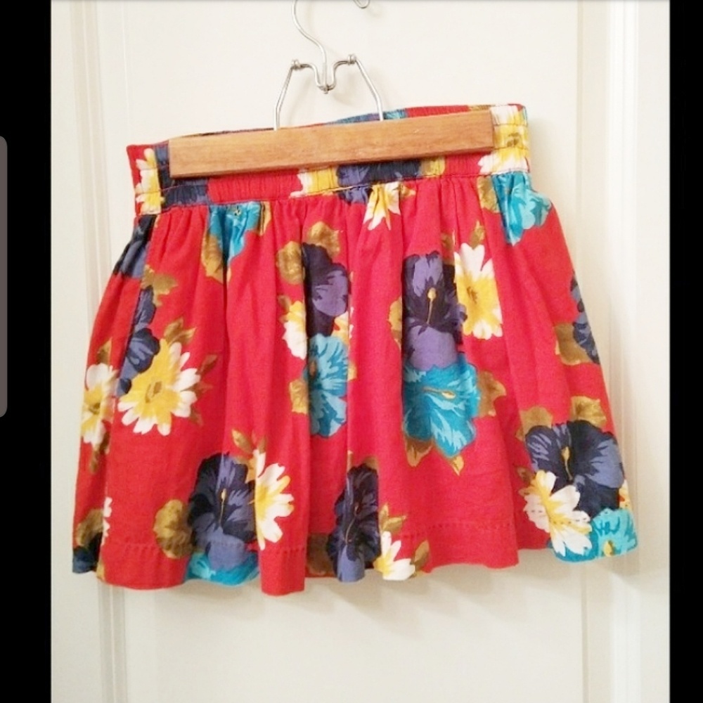 ⚘Hollister Flower Print Skirt⚘